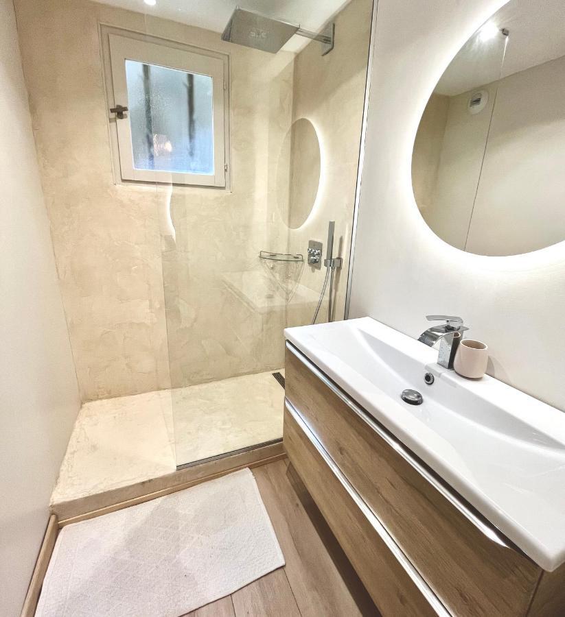 Magnifique 2 Chambres Terrasse Et Parking Saint Tropez Bagian luar foto